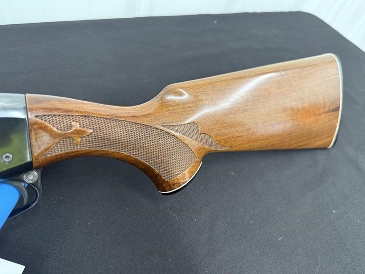 remington-1100-12-gauge-shotgun-image-7