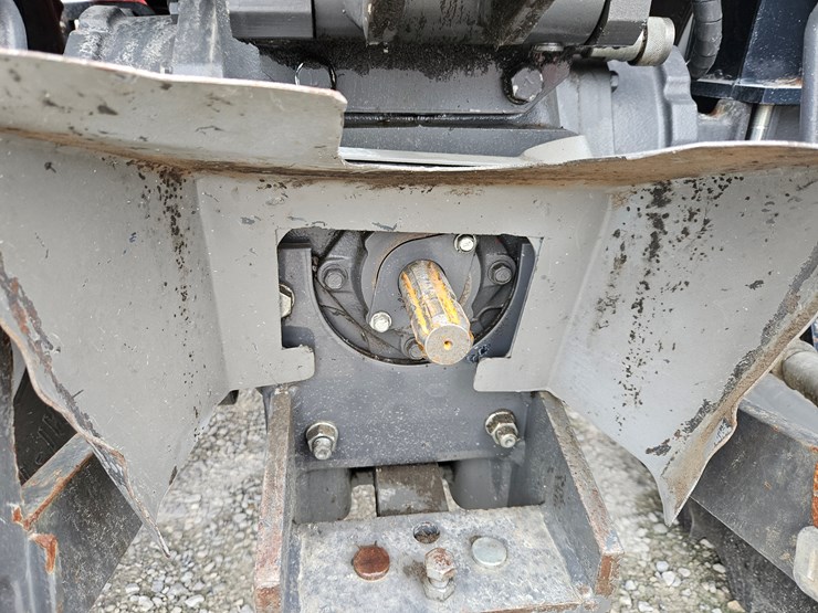 massey-ferguson-4609-image-17