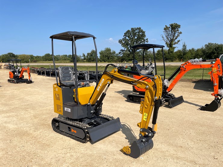 #205-•-new-rt12r-mini-excavator-image-7