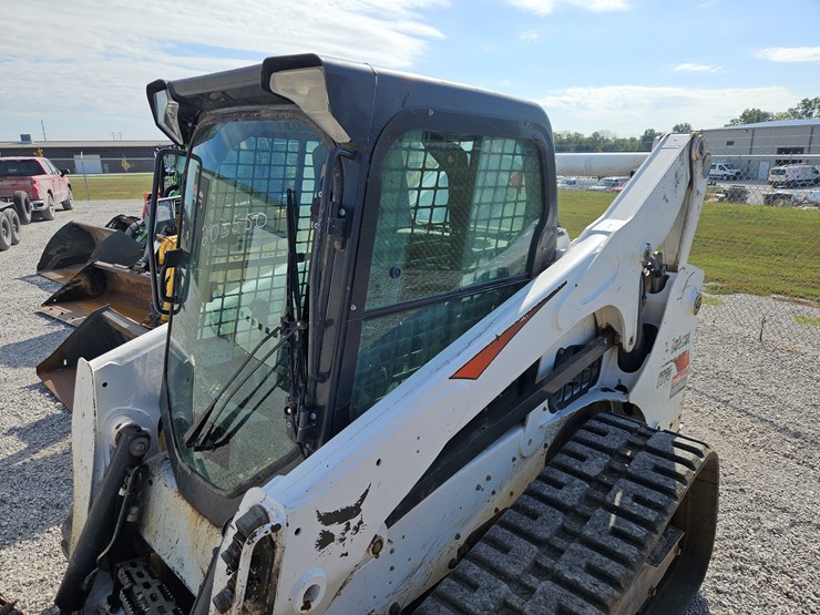 2018-bobcat-t770-image-24