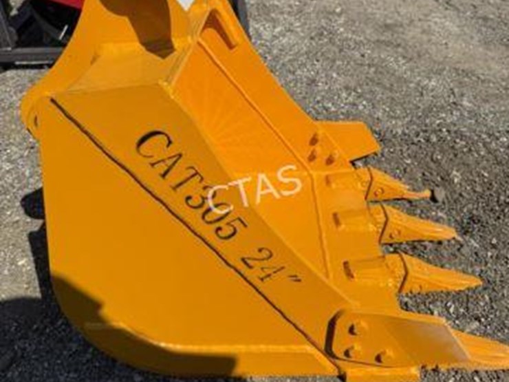 #122-•-24"-cat305-bucket-for-excavator-image-1