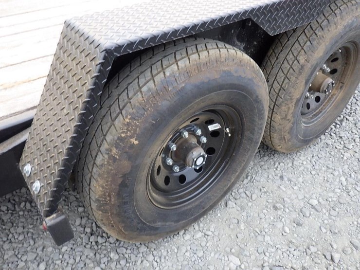 2025-southland-lbat8-23'-t/a-tilt-deck-trailer-image-13