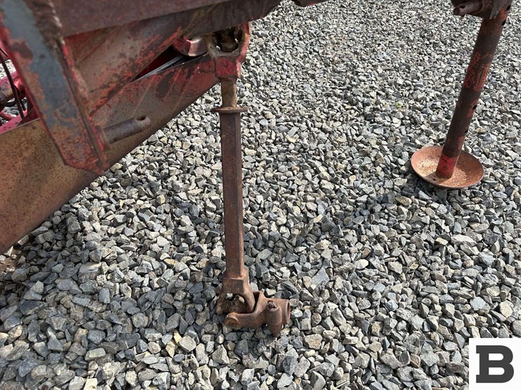 massey-ferguson-25-image-11