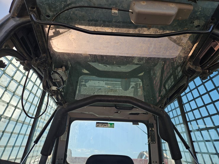 takeuchi-tl12v2-image-9