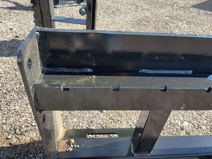 wolverine-pallet-fork-frame-image-2
