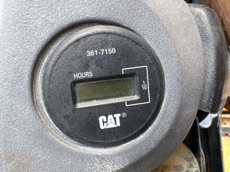 caterpillar-914g-image-24