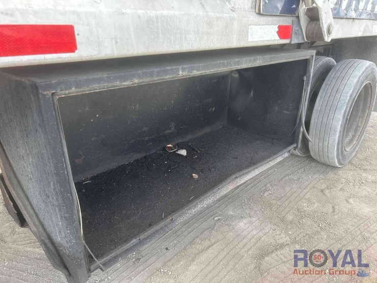 2007-chevrolet-c6500-landscape-dump-truck-image-18