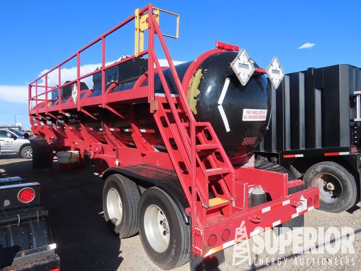 (x)-(4-62)-2012-wilco-t/a-5000-gal-acid-transport-image-4