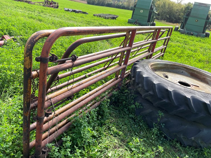 #4460-•-(3)-cattle-gates-image-4