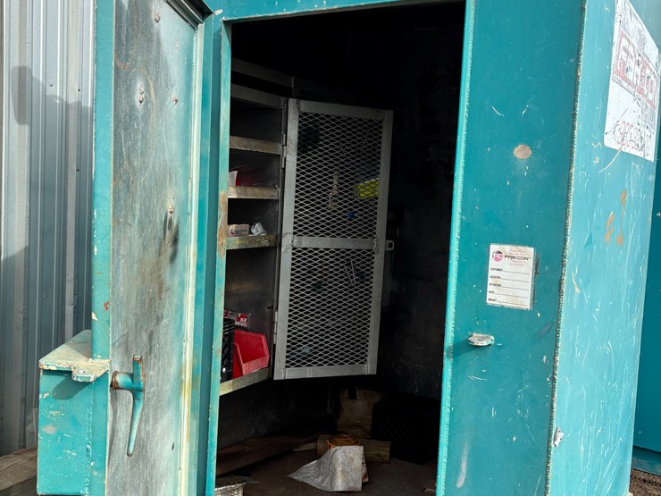 #132-•-6ft-x-6ft-aluminum-offshore-toolhouse-image-2