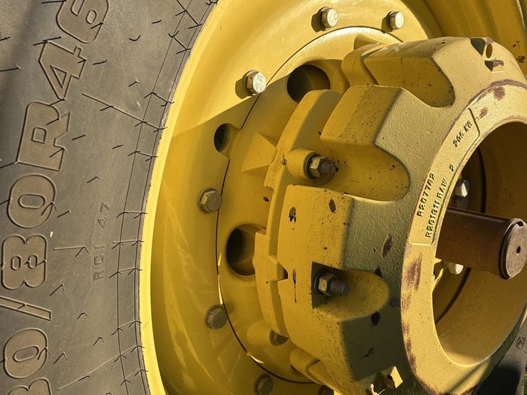 john-deere-6175r-image-39
