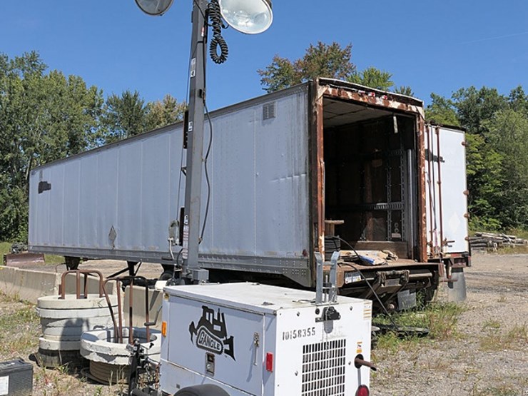 magnum-3060-light-plant,-sn:1304650,-diesel,-4-light,-6kw/-240v-image-1