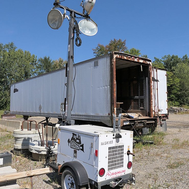 Magnum 3060 Light Plant, SN:1304650, Diesel, 4 Light, 6kw/ 240v