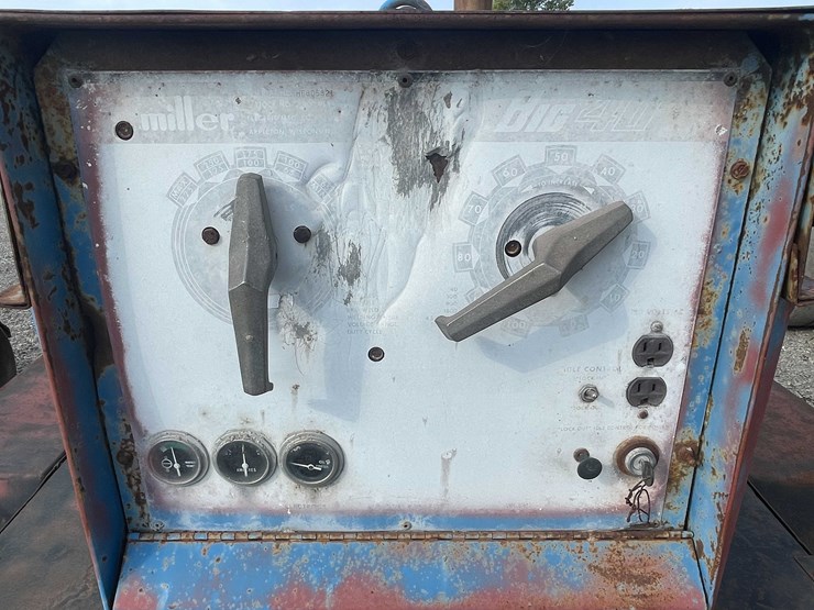 #8619-•-miller-big-40-welder-(aps)-image-24