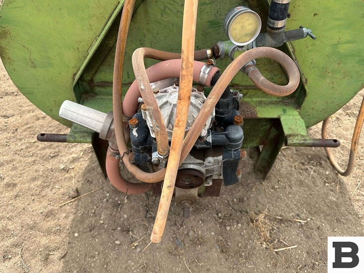 orchard-master-w104-pak-sprayer-image-8