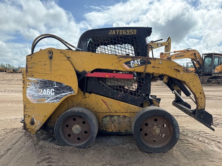 2012-caterpillar-246c-image-5