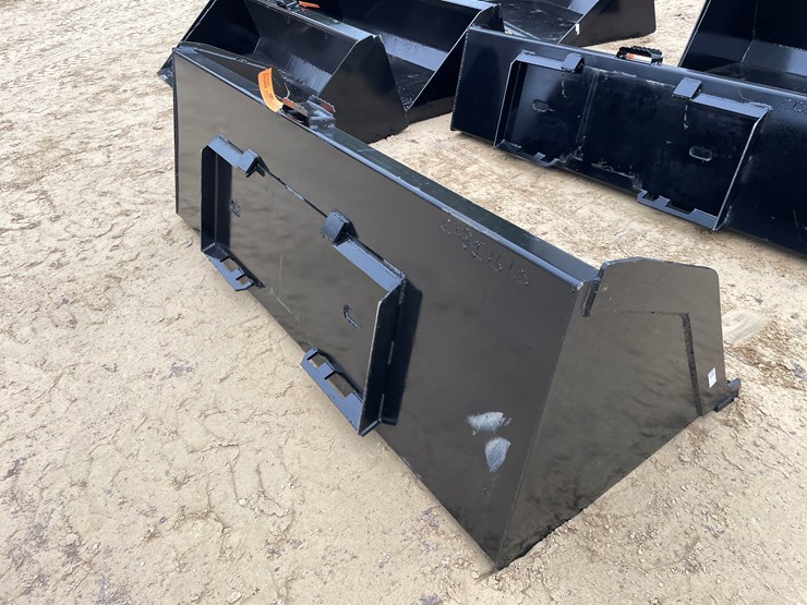 #2006-•-new-kc-84"-snow/litter-skid-steer-bucket-image-5