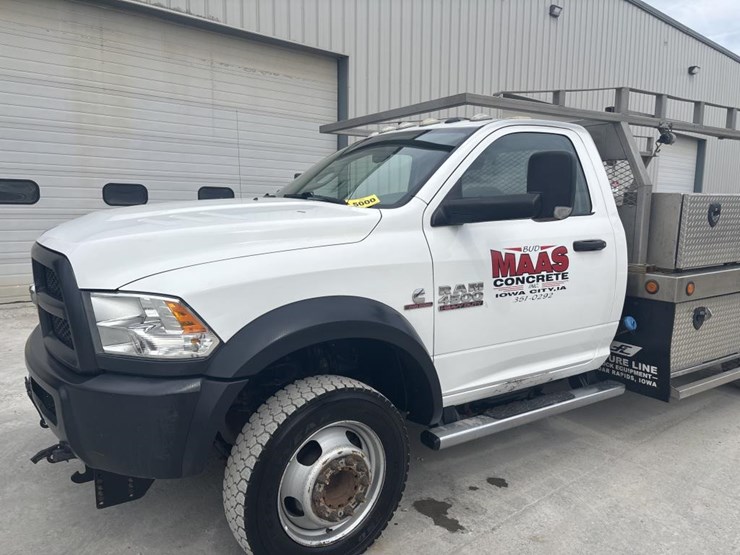 2016-custom-flatbed-image-7