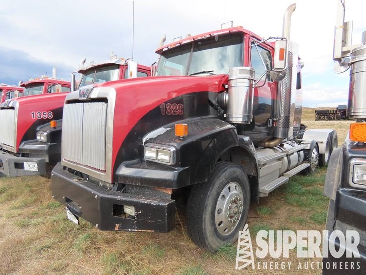 2012-western-star-4900-image-1