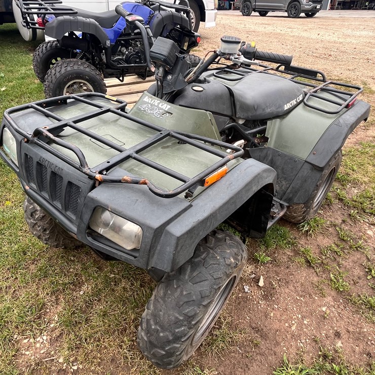 #3391 • Arctic Cat 400cc 4 Wheeler