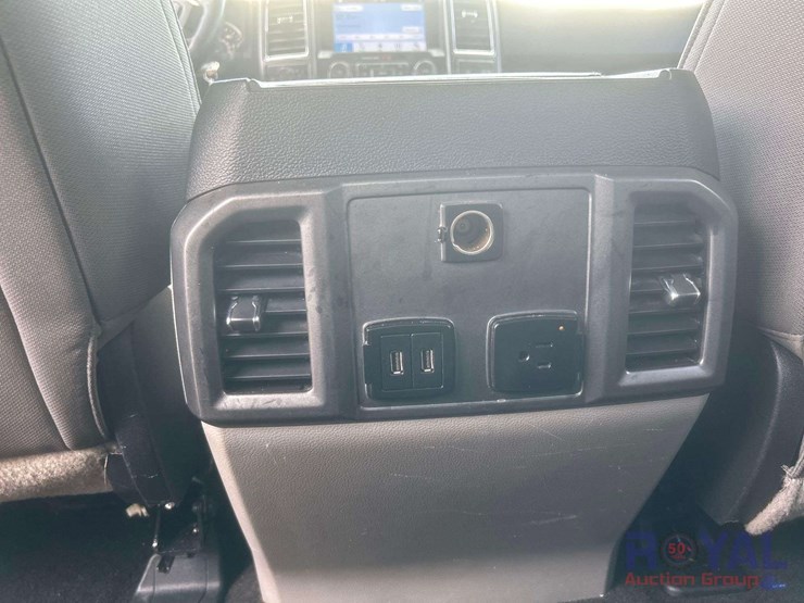 2017-ford-f150-image-29