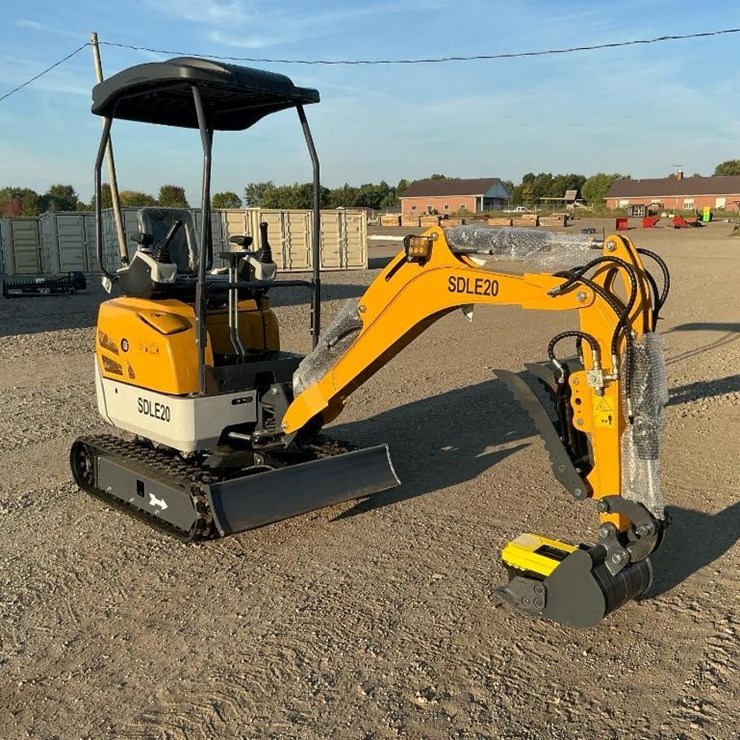 #1602 • Unused SDLE20 Mini Excavator