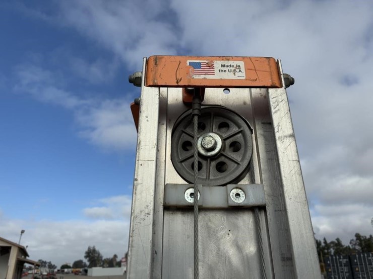 2011-lift-smart-mlc-18-material-lift-image-9