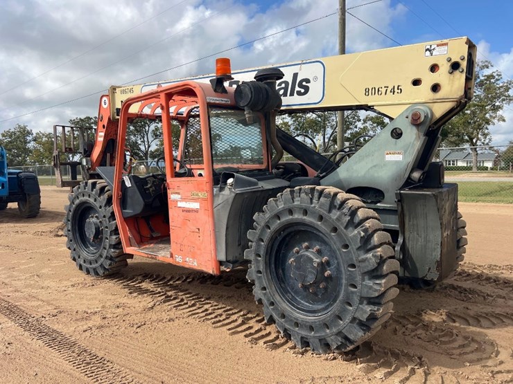2006-jlg-g6-42a-image-2