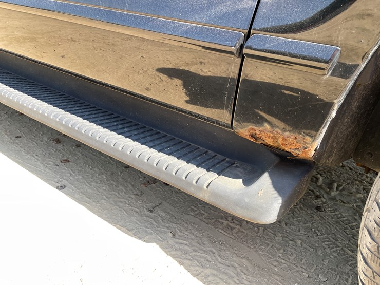 2004-ford-explorer-image-16