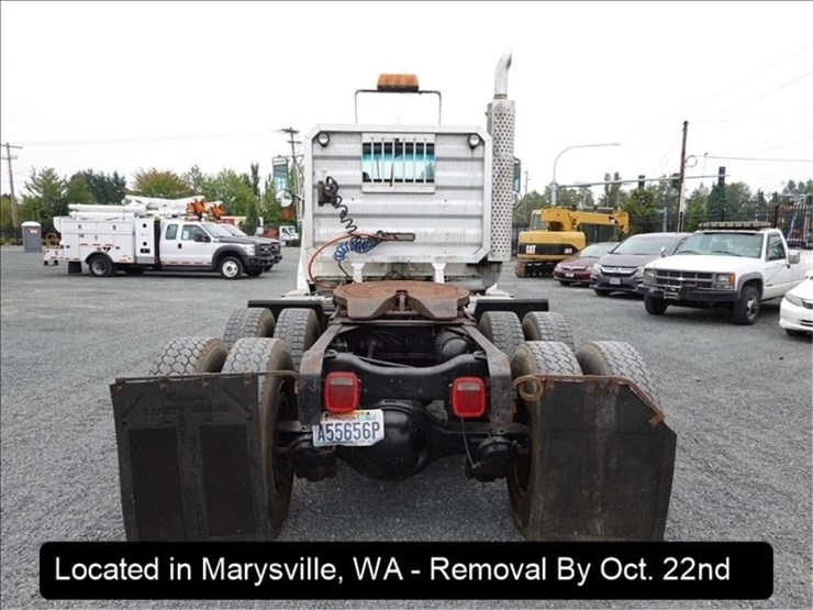1990-ford-l9000-image-26