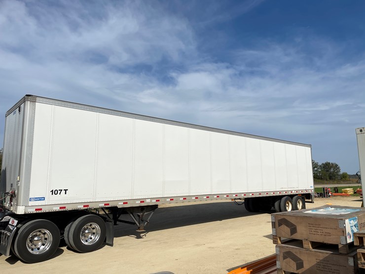 2019-stoughton-trailer-image-2