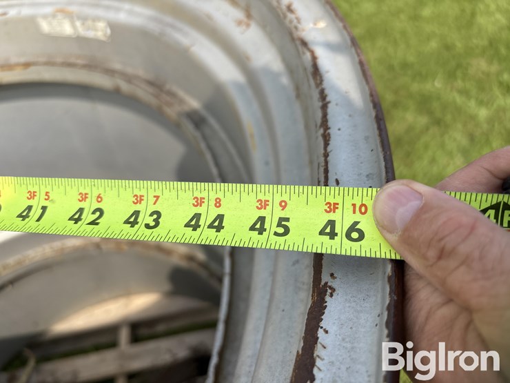 unverferth-46"-band-dual-rims-image-11
