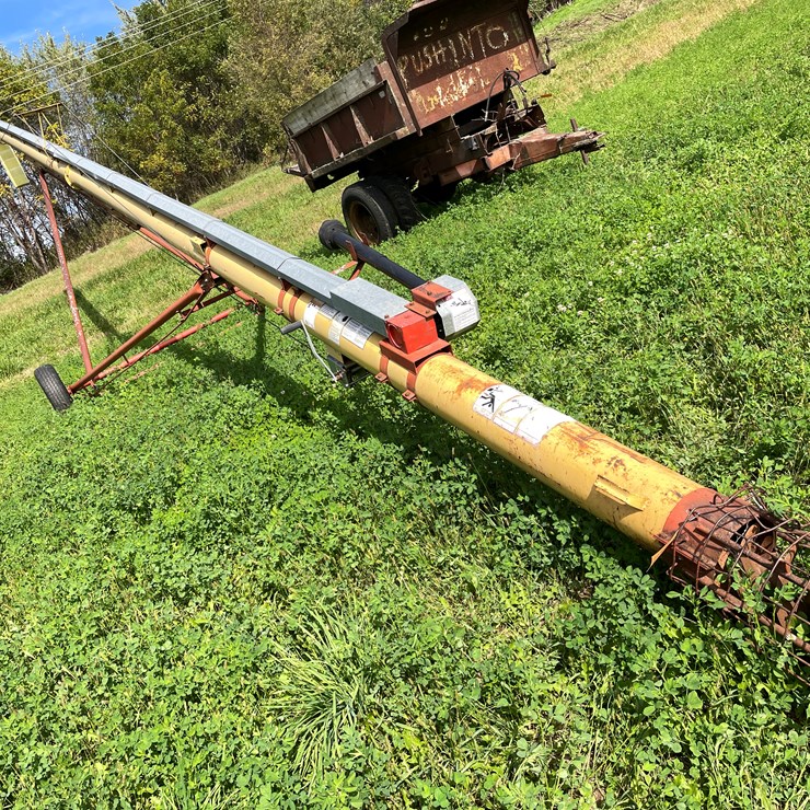 #4476 • Westfield 80-51 Auger Elevator