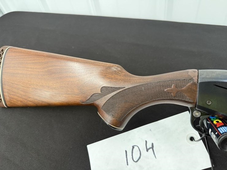 remington-1100-12-gauge-shotgun-image-4