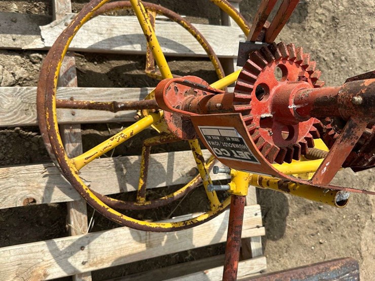 jet-wire-roller-&-custom-forks-for-bucket-image-10