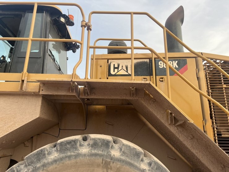 caterpillar-988k-image-42