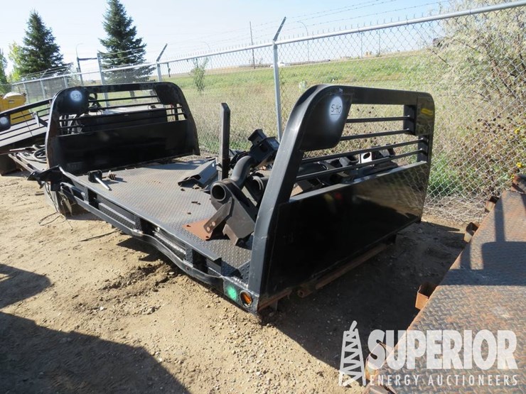 (5-40)-cm-truck-beds-7'w-x-8'6"l-steel-pickup-flat-image-2