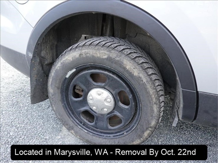 2014-ford-explorer-image-13