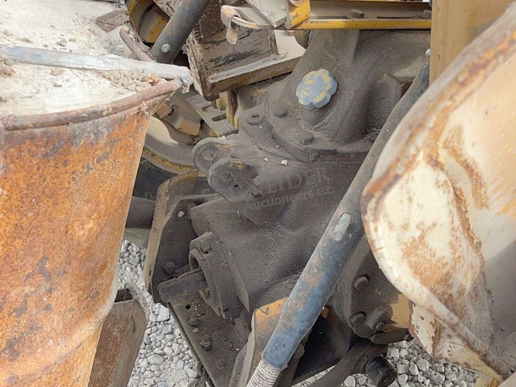 john-deere-401-image-26