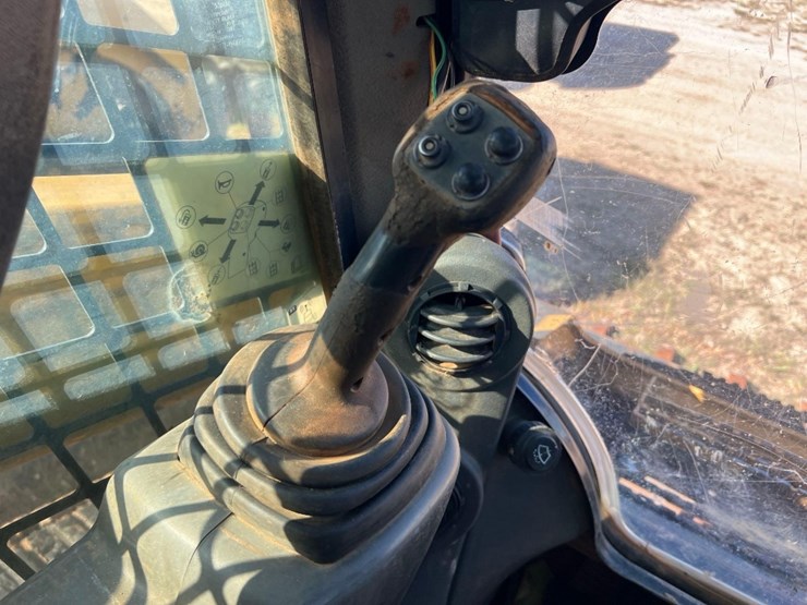 2017-caterpillar-299d2-image-19