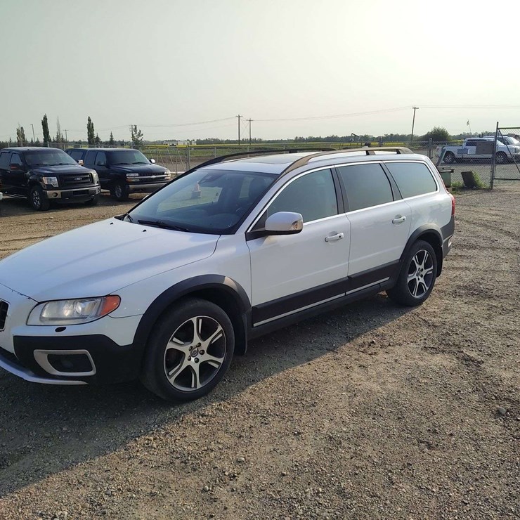 2013 VOLVO XC70