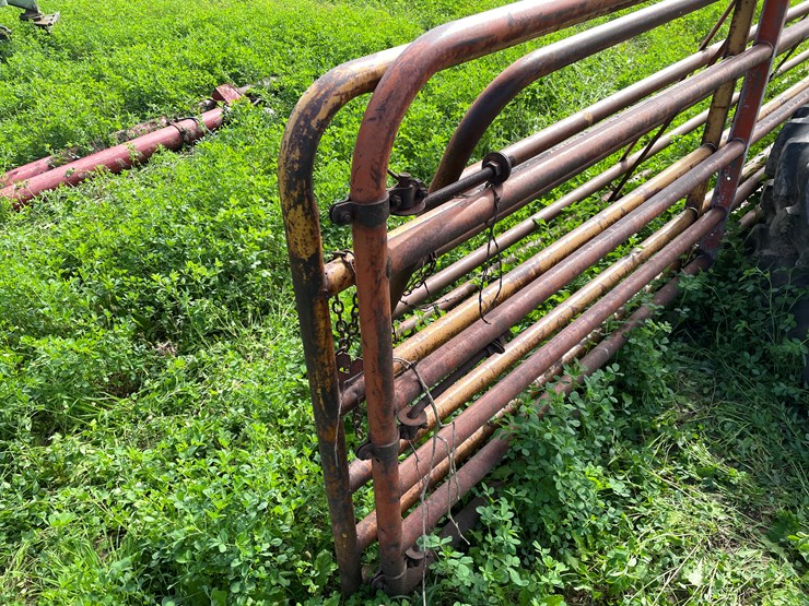 #4460-•-(3)-cattle-gates-image-9
