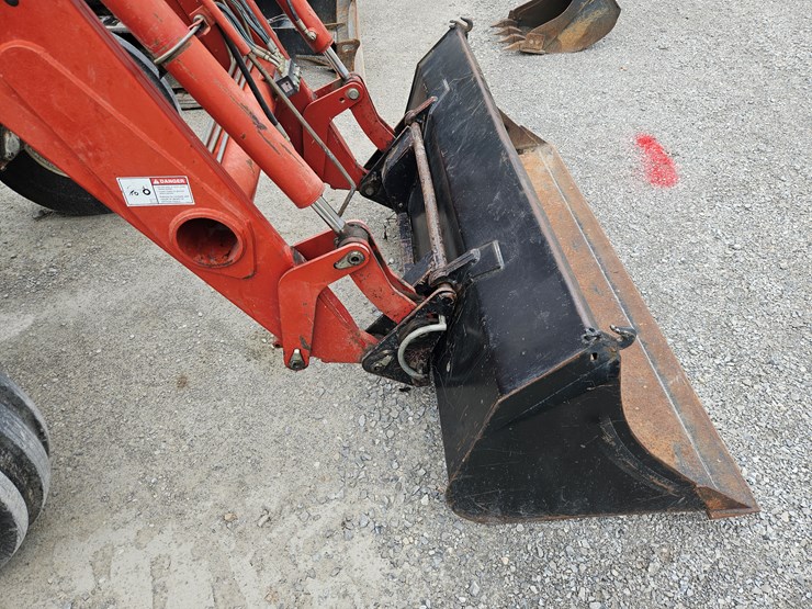 case-ih-mxu100-image-5
