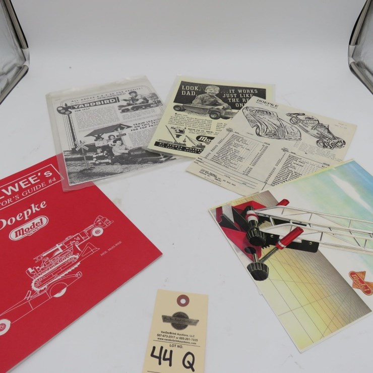 Doepke Toys Book Group