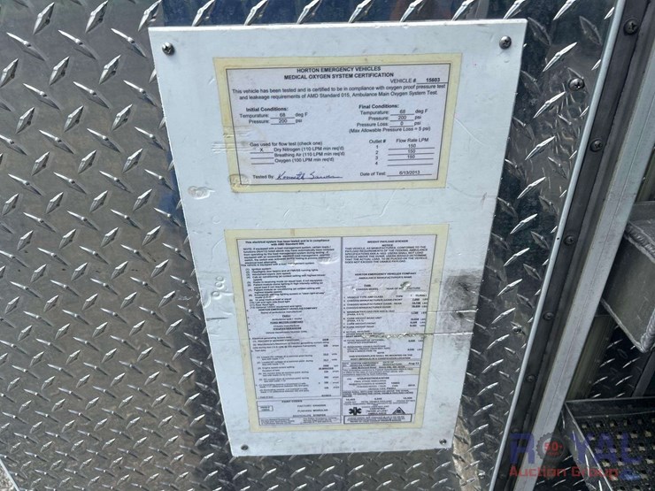 2013-ford-f550-image-18