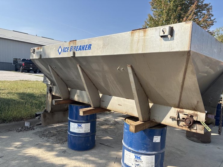 #5024-•-western-truck-salter/sander-image-1