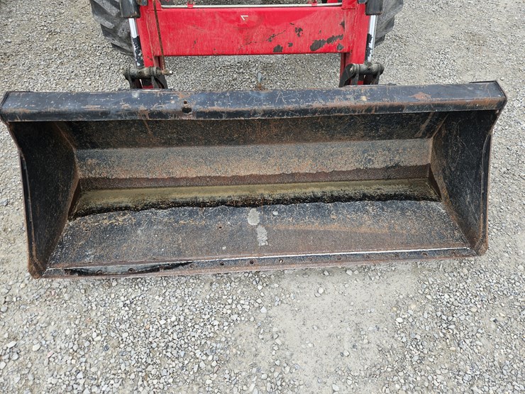 massey-ferguson-4609-image-3
