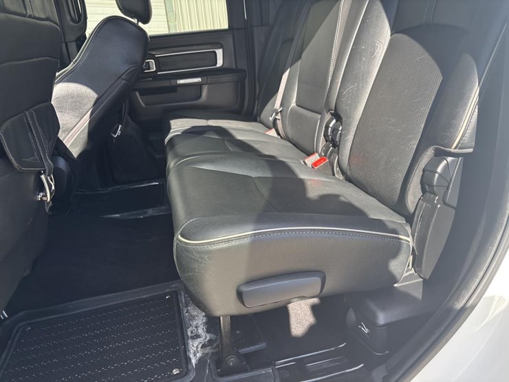 2018-dodge-ram-2500-image-25