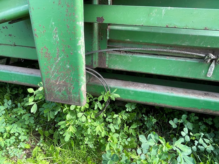 john-deere-200-image-25