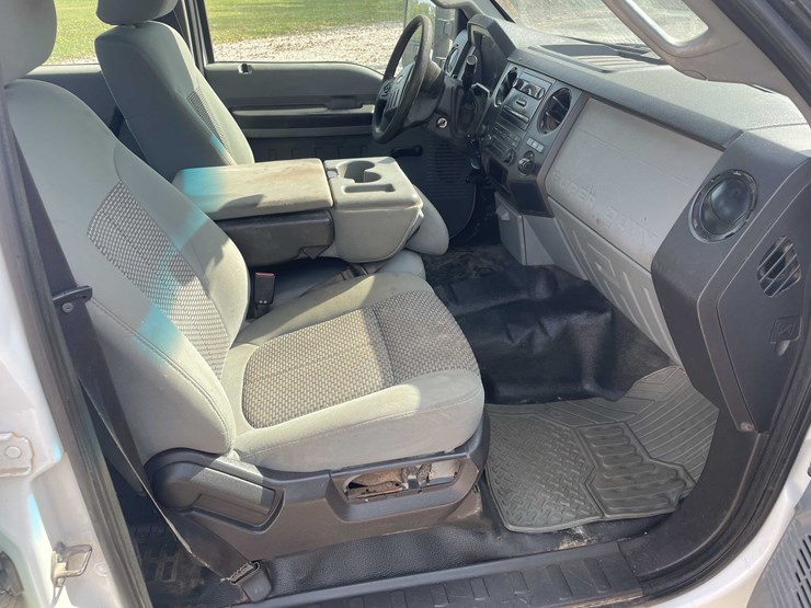 2011-ford-f250-xl-image-134